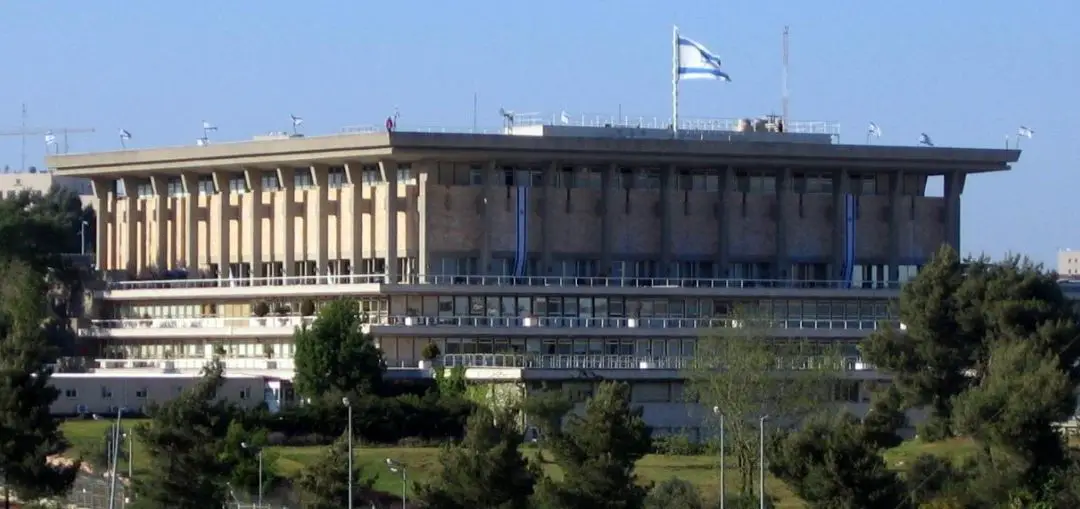 Levin Signals Resumption of Judicial Reform Amid Criticism